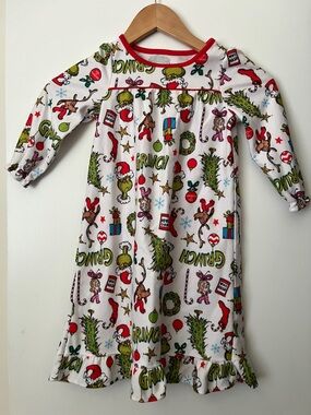 Dr. Seuss Grinch Festive Nightgown - White with Green & Red